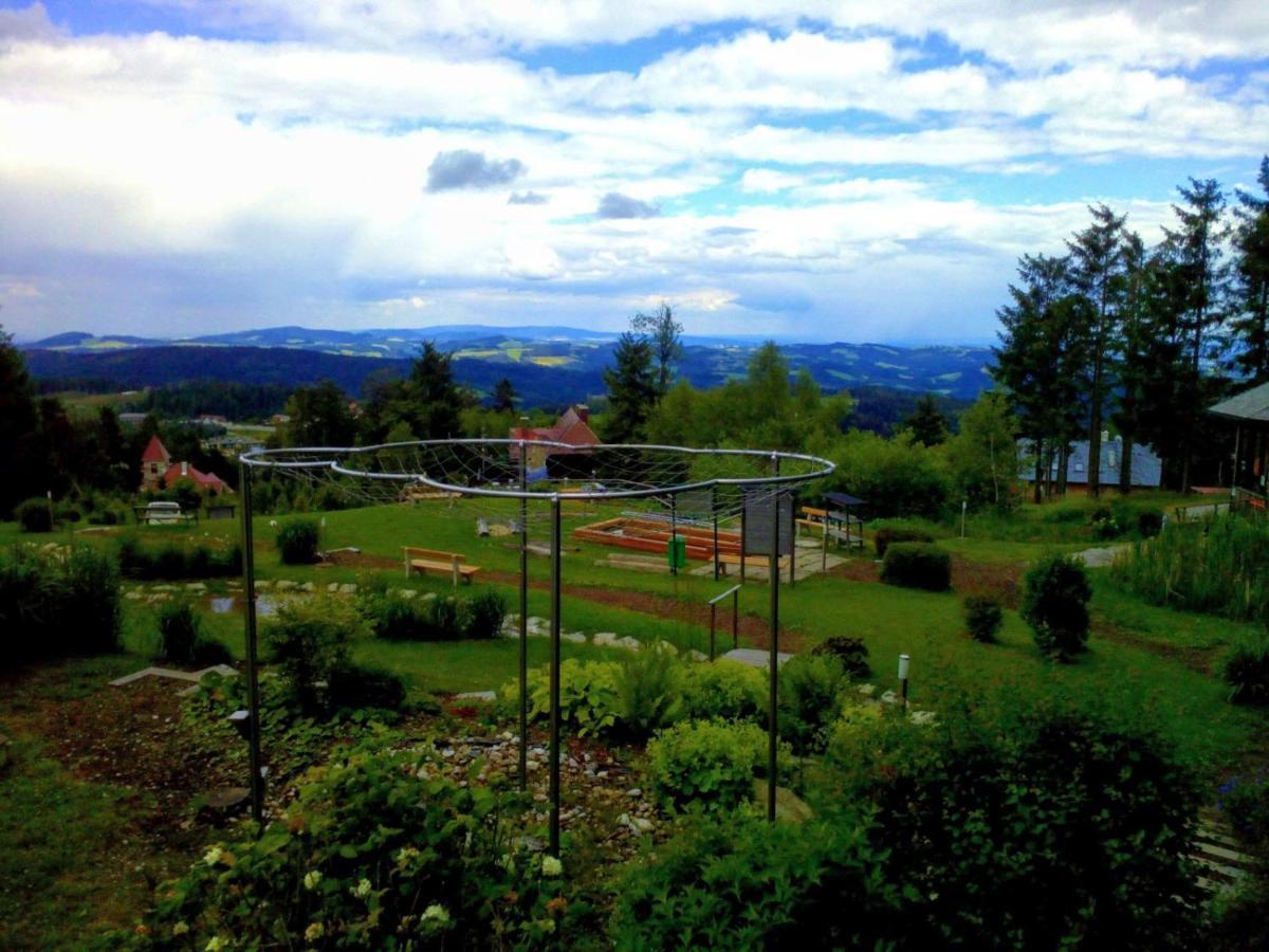 Wald-Panorama-Zimmer Bed & Breakfast Mönichkirchen Exterior foto
